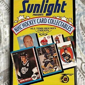 Autographed vintage Sunlight NHL Hockey Card Collectibles book